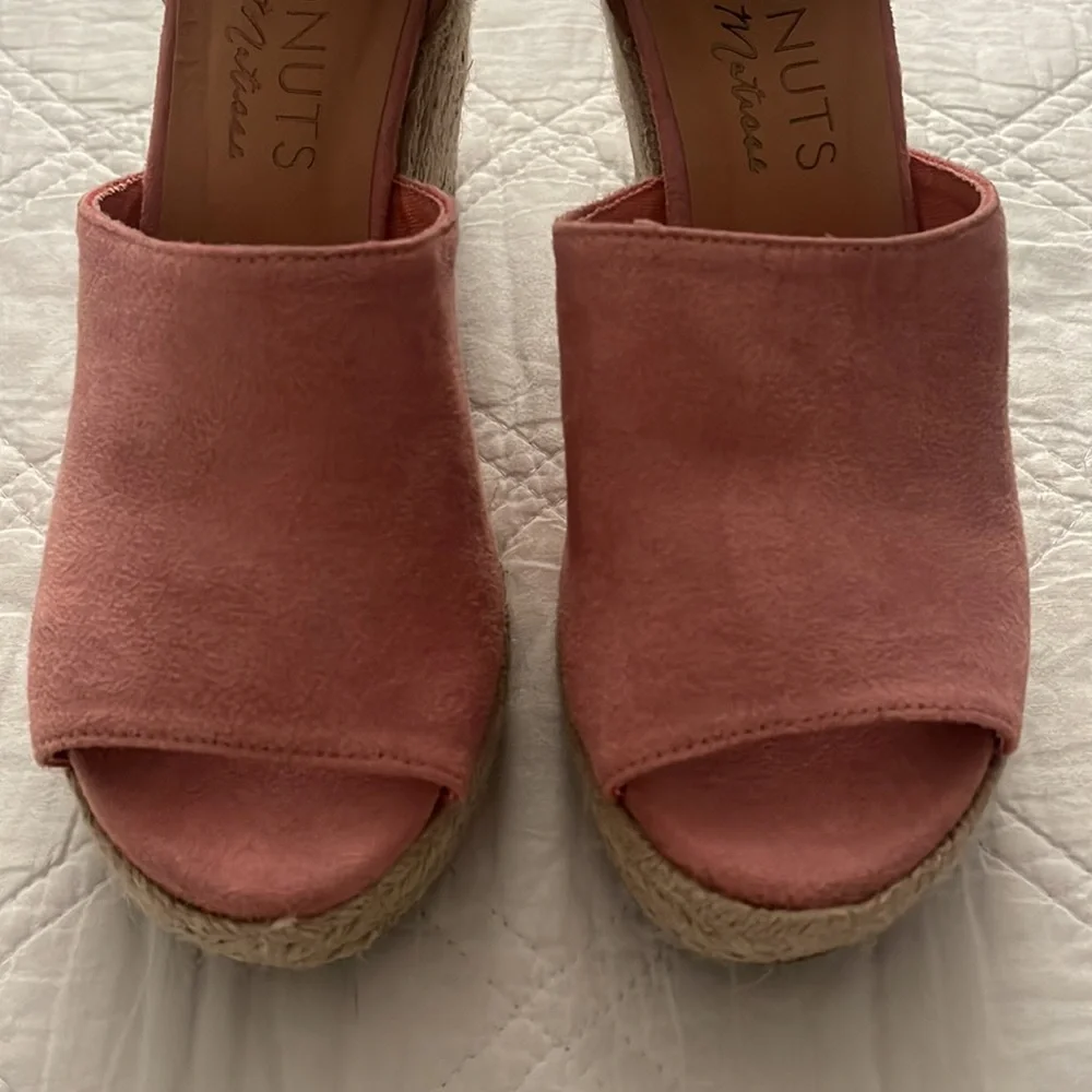 Coconuts by Matisse Flamingo Wedges